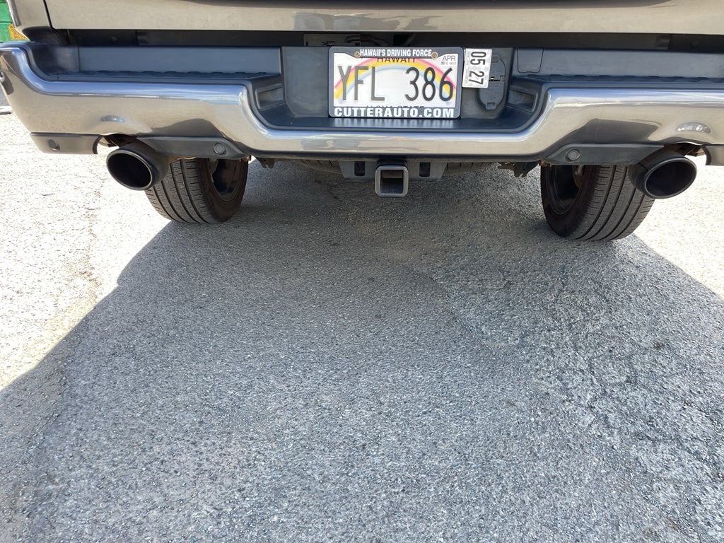 2024 RAM 1500 Laramie Crew Cab 4x4 5'7' Box