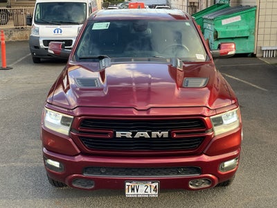 2019 RAM 1500 Laramie Crew Cab 4x4 6'4' Box