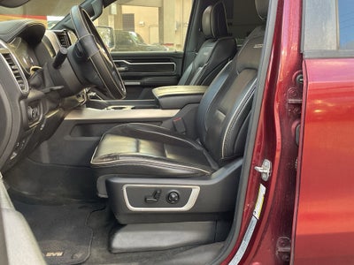 2019 RAM 1500 Laramie Crew Cab 4x4 6'4' Box