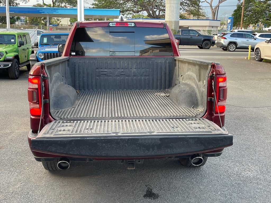 2019 RAM 1500 Laramie Crew Cab 4x4 6'4' Box