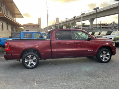 2019 RAM 1500 Laramie Crew Cab 4x4 6'4' Box