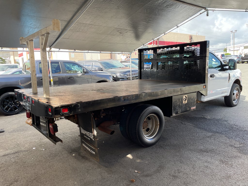 2021 Ford F-350 Chassis XL