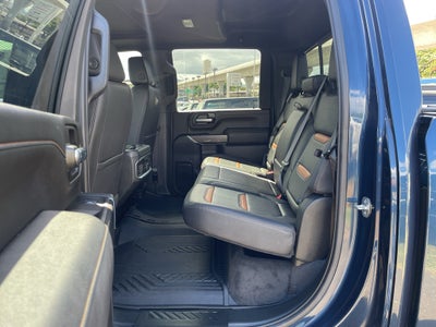 2022 GMC Sierra 2500HD 4WD Crew Cab Standard Bed AT4