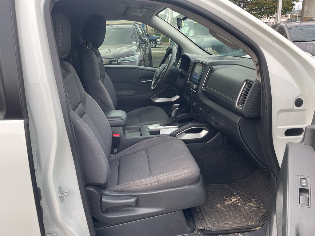 2022 Nissan Frontier Crew Cab SV 4x2