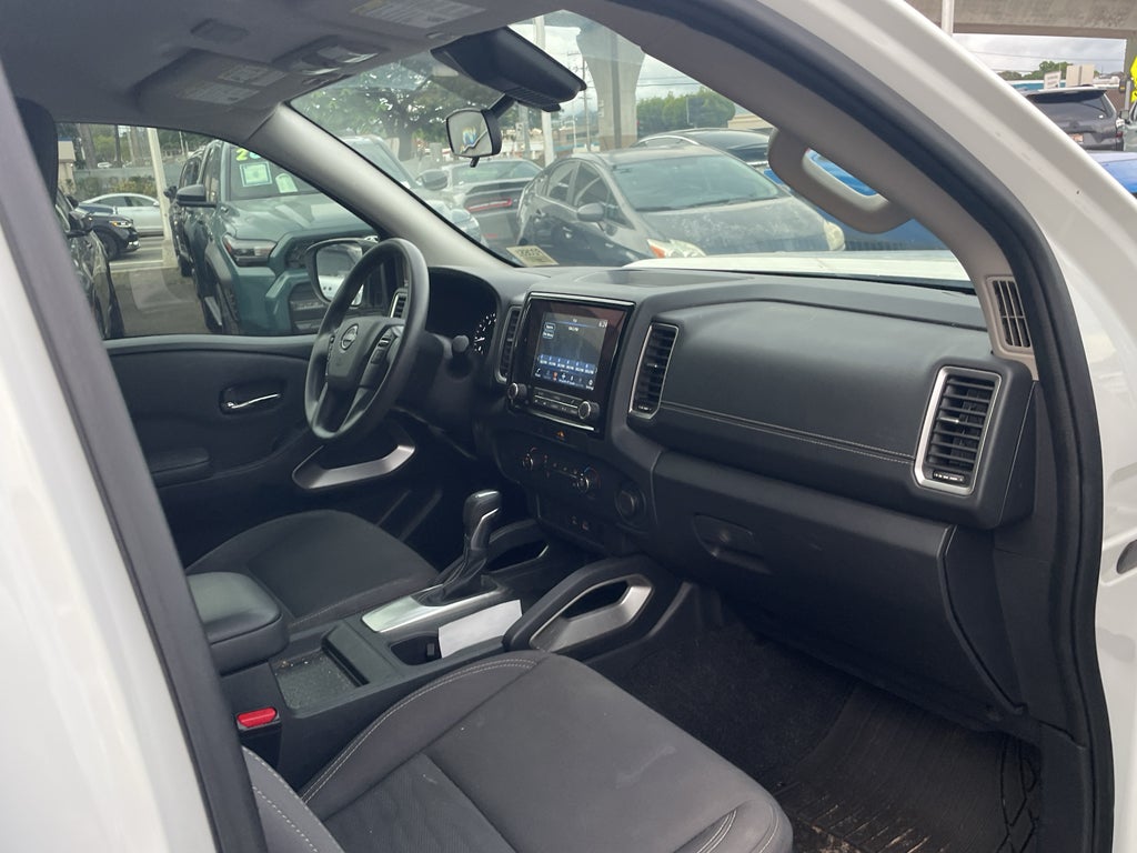2022 Nissan Frontier Crew Cab SV 4x2