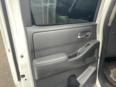 2022 Nissan Frontier Crew Cab SV 4x2