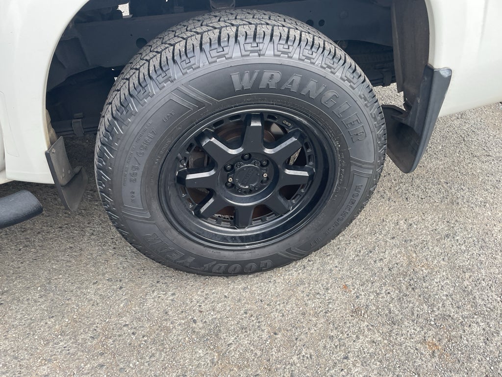 2022 Nissan Frontier Crew Cab SV 4x2