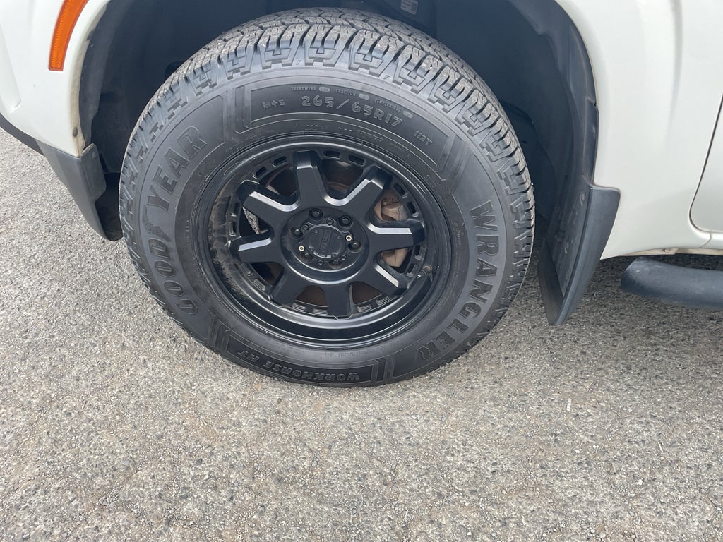 2022 Nissan Frontier Crew Cab SV 4x2