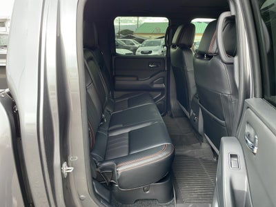 2024 Nissan Frontier Crew Cab PRO-4X 4x4