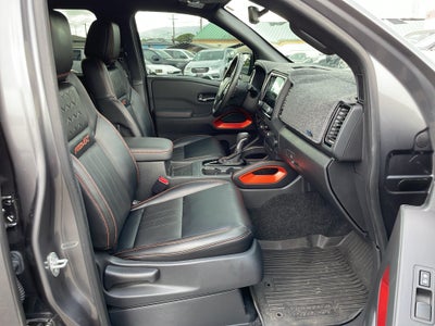 2024 Nissan Frontier Crew Cab PRO-4X 4x4