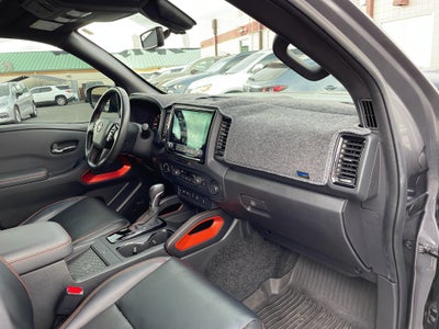 2024 Nissan Frontier Crew Cab PRO-4X 4x4