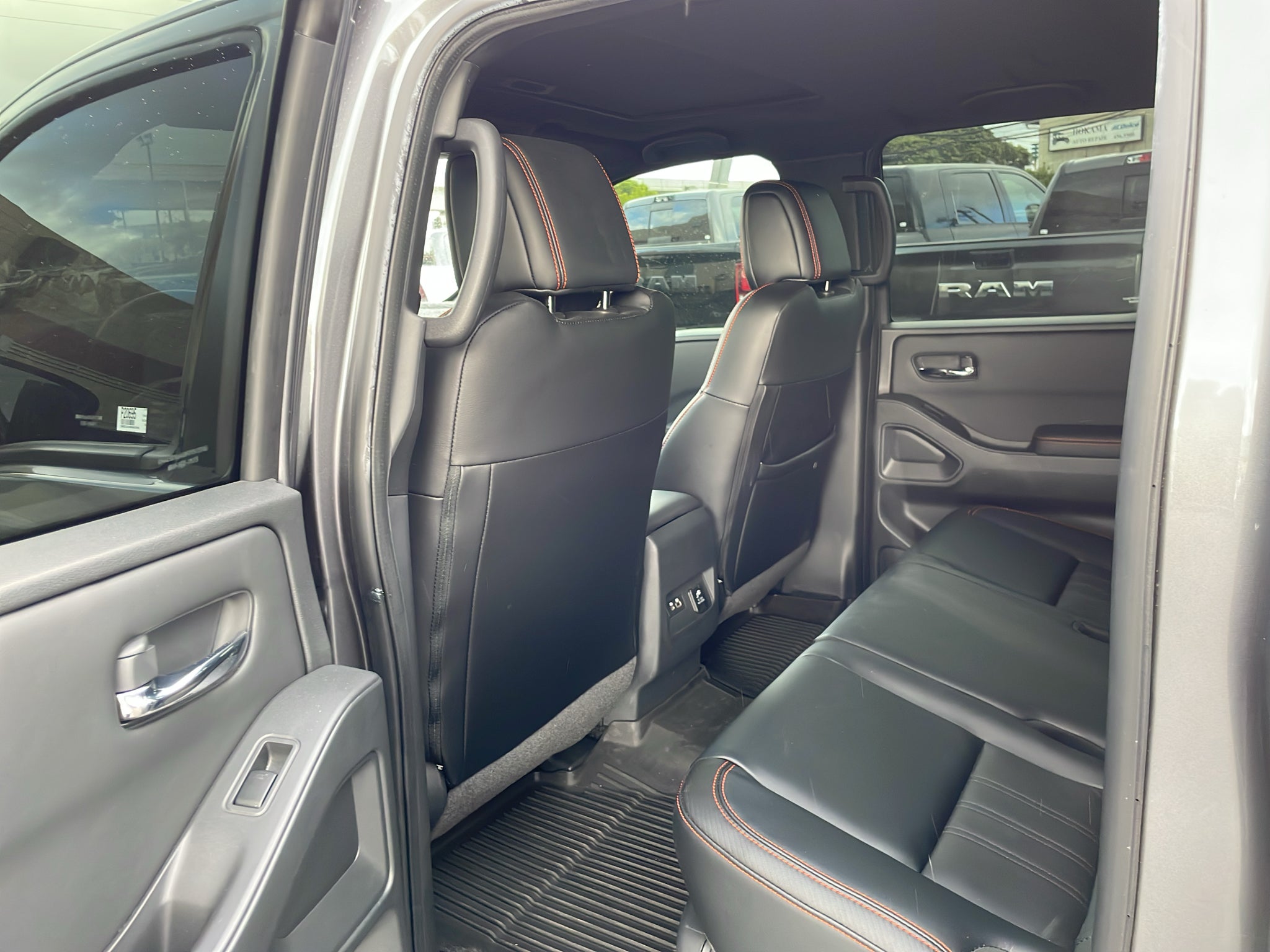 2024 Nissan Frontier Crew Cab PRO-4X 4x4