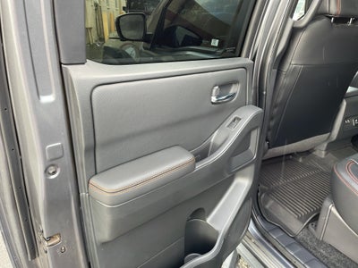 2024 Nissan Frontier Crew Cab PRO-4X 4x4