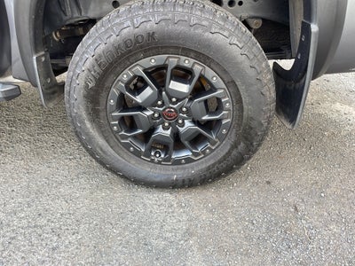 2024 Nissan Frontier Crew Cab PRO-4X 4x4