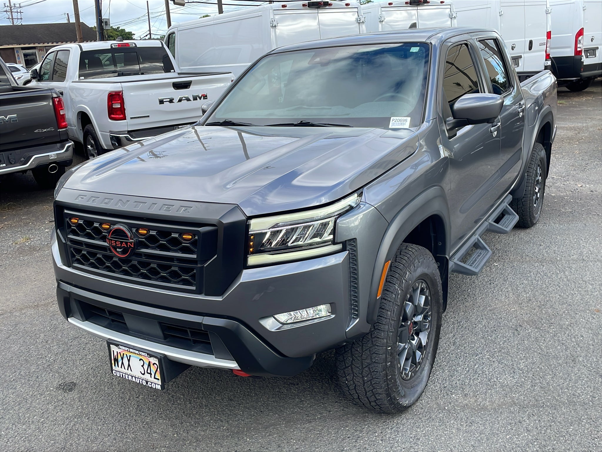 2024 Nissan Frontier Crew Cab PRO-4X 4x4