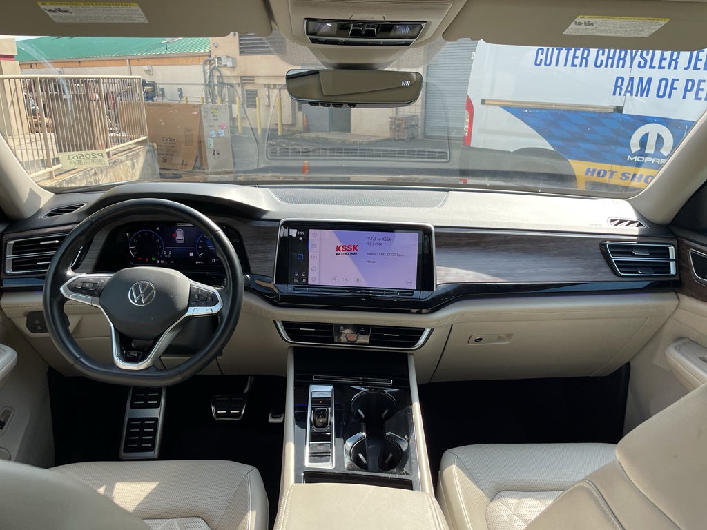 2024 Volkswagen Atlas 2.0T SEL Premium R-Line