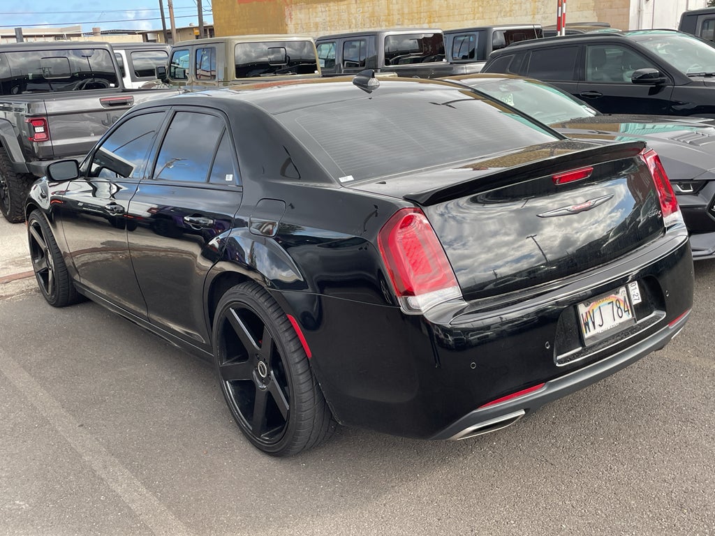 2022 Chrysler 300 S