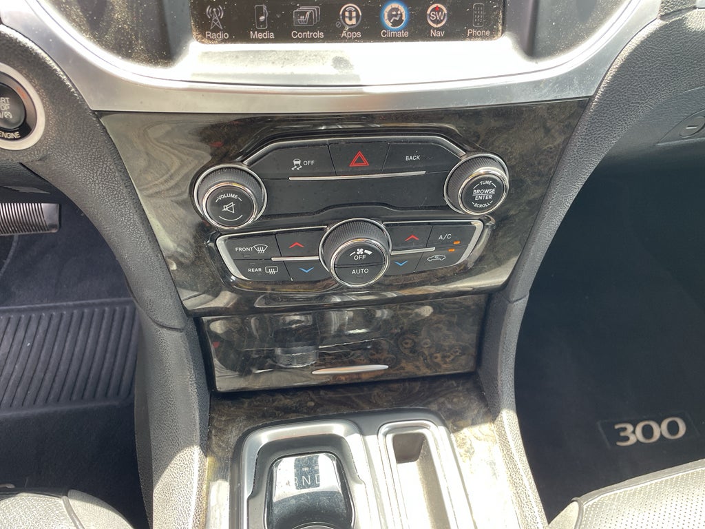 2015 Chrysler 300C 300C