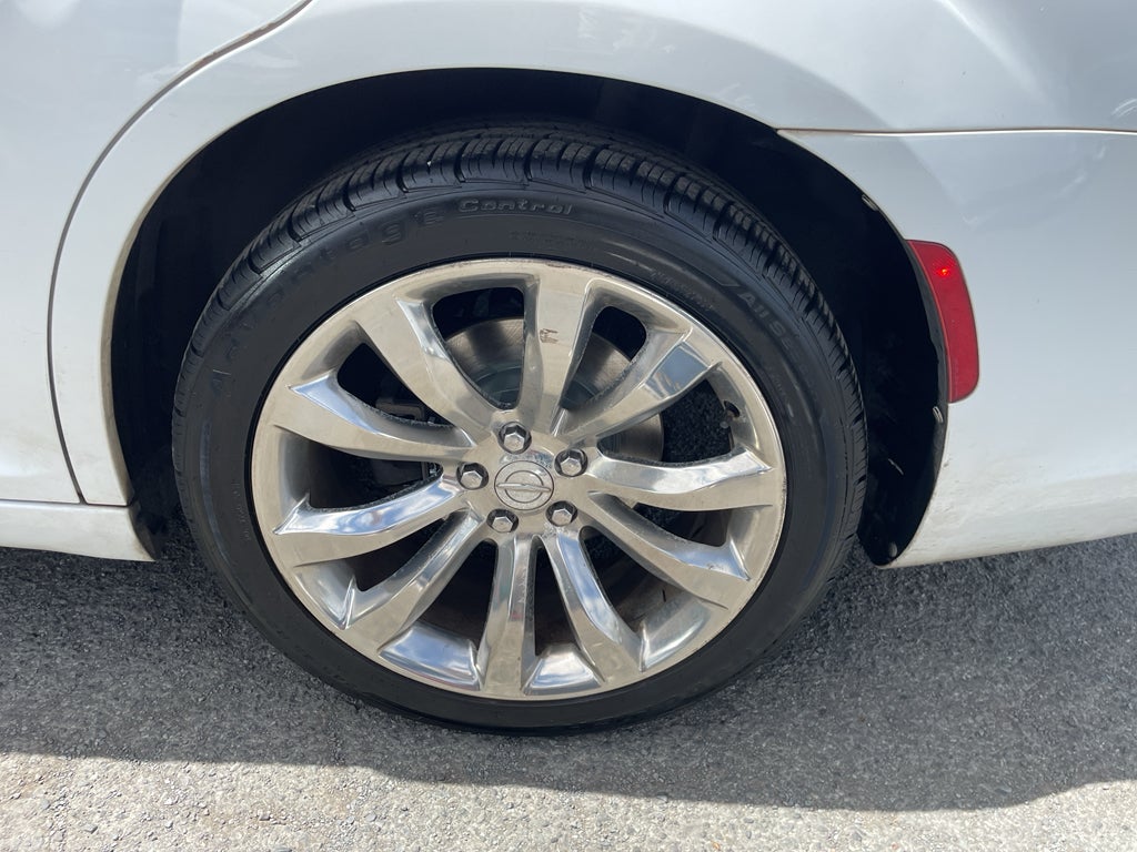 2015 Chrysler 300C 300C