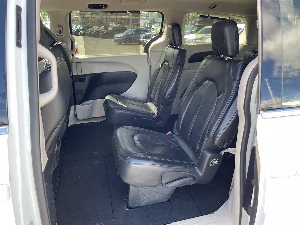 2020 Chrysler Pacifica Touring L