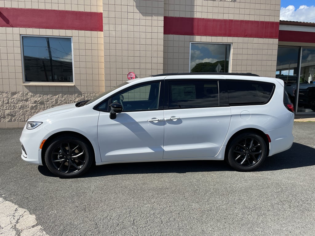 2026 Chrysler Pacifica PACIFICA LIMITED
