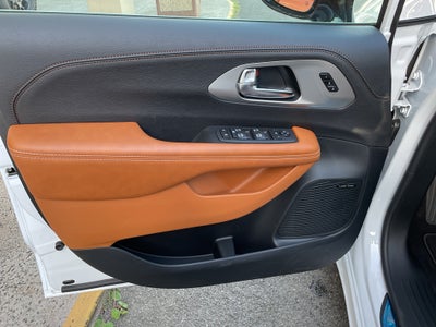 2026 Chrysler Pacifica PACIFICA PINNACLE