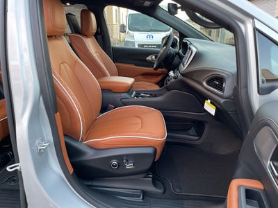 2026 Chrysler Pacifica PACIFICA PINNACLE
