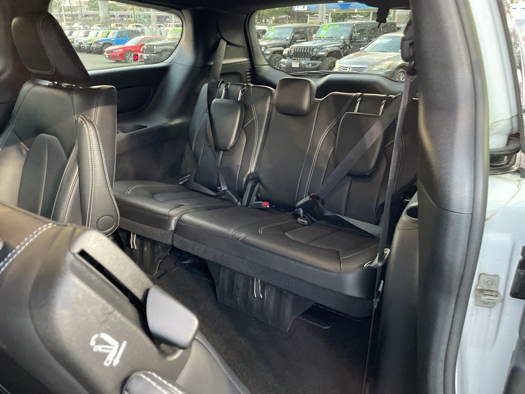 2024 Chrysler Pacifica Hybrid S Appearance Pkg