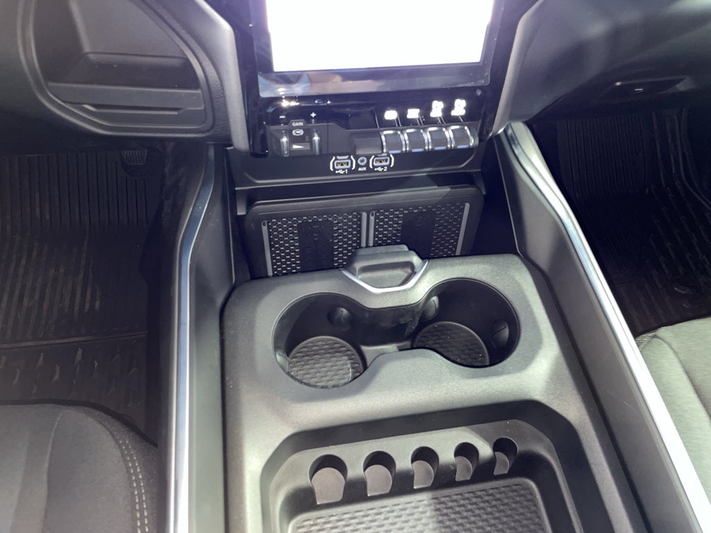 2025 RAM Ram 2500 RAM 2500 BIG HORN CREW CAB 4X2 6'4' BOX