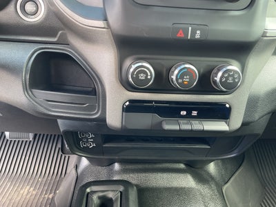 2021 RAM 2500 Tradesman Crew Cab 4x4 6'4' Box