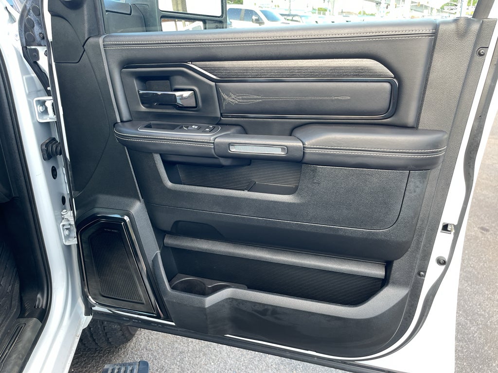 2023 RAM 2500 Limited Crew Cab 4x4 6'4' Box