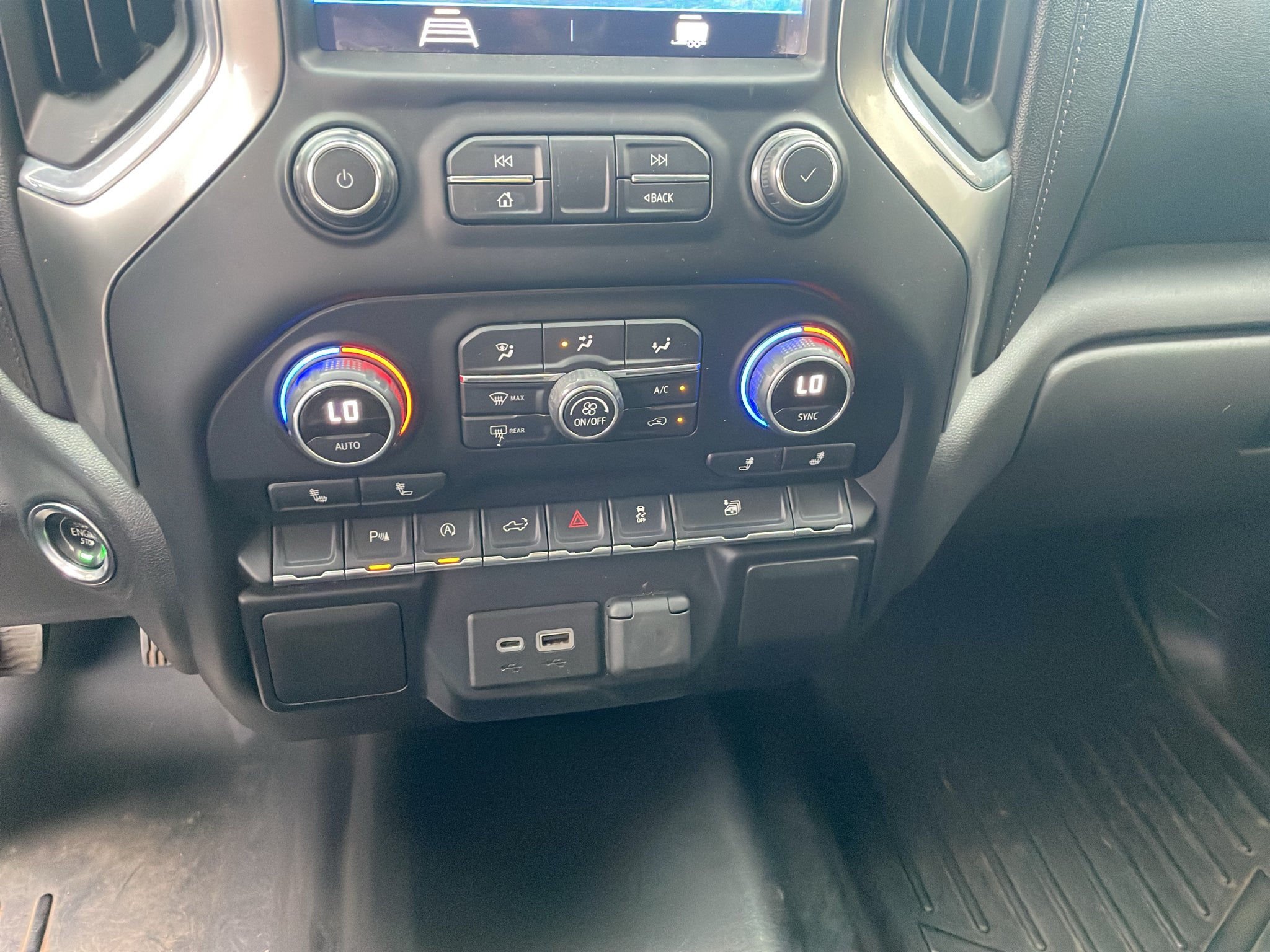 2021 Chevrolet Silverado RST