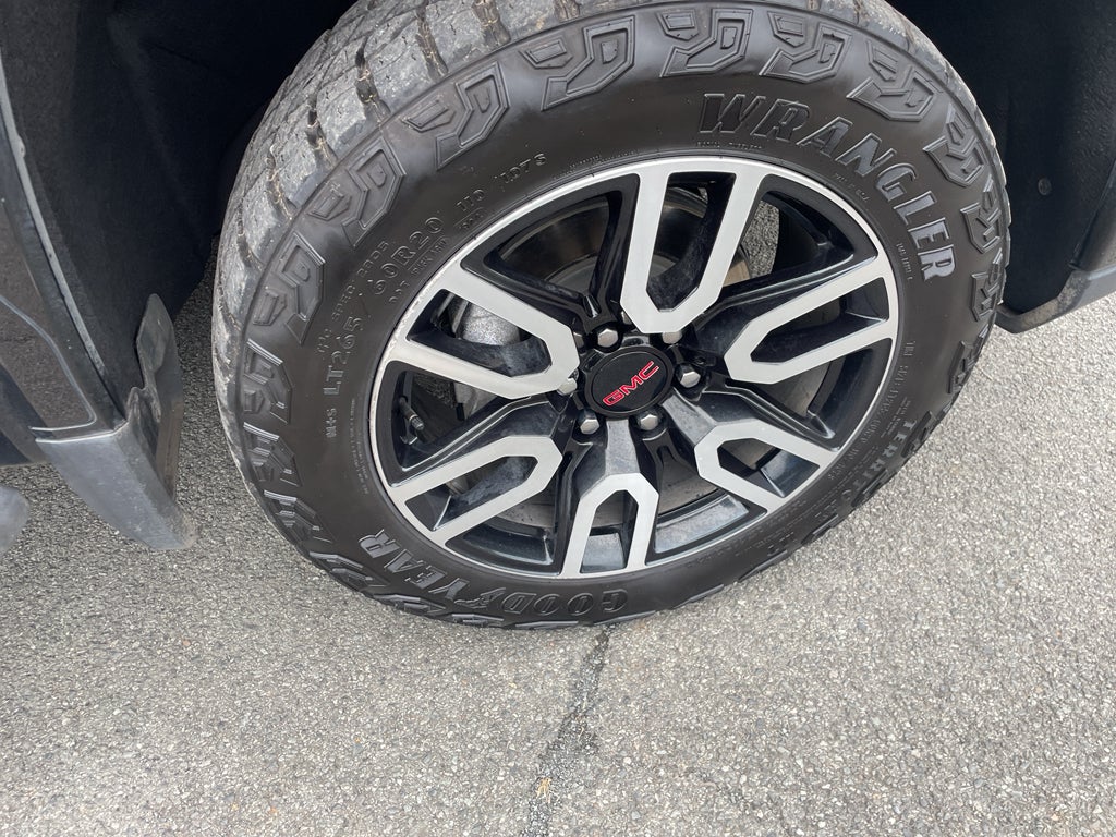 2024 GMC Sierra 1500 4WD Crew Cab Short Box AT4