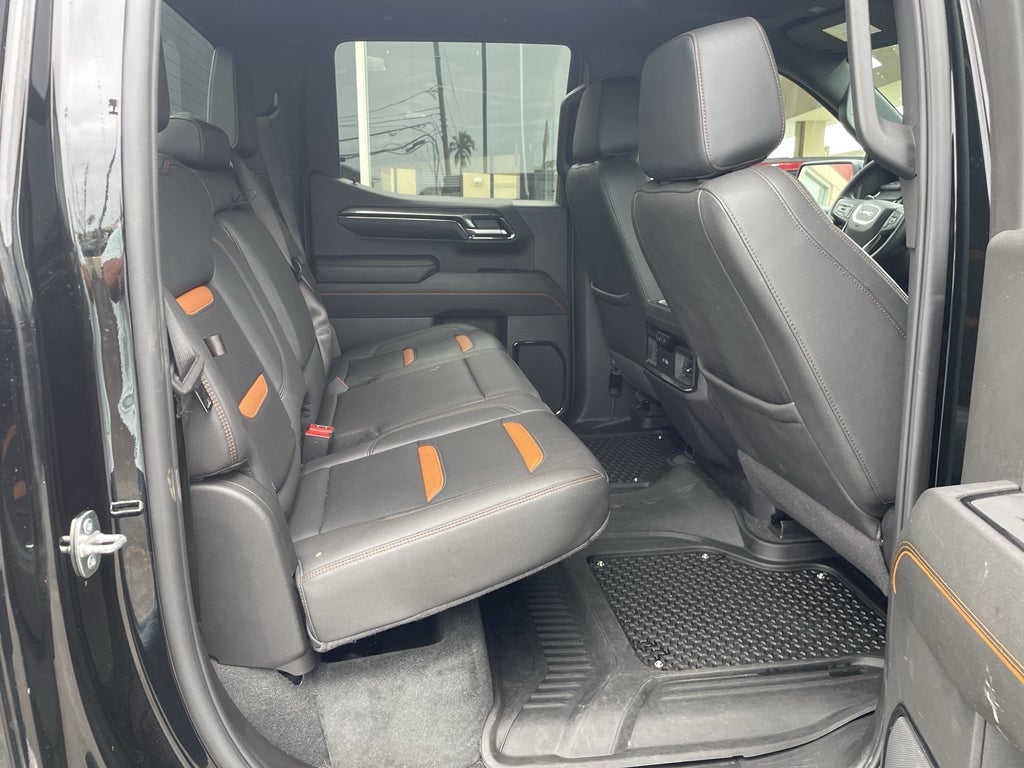 2024 GMC Sierra 1500 4WD Crew Cab Short Box AT4