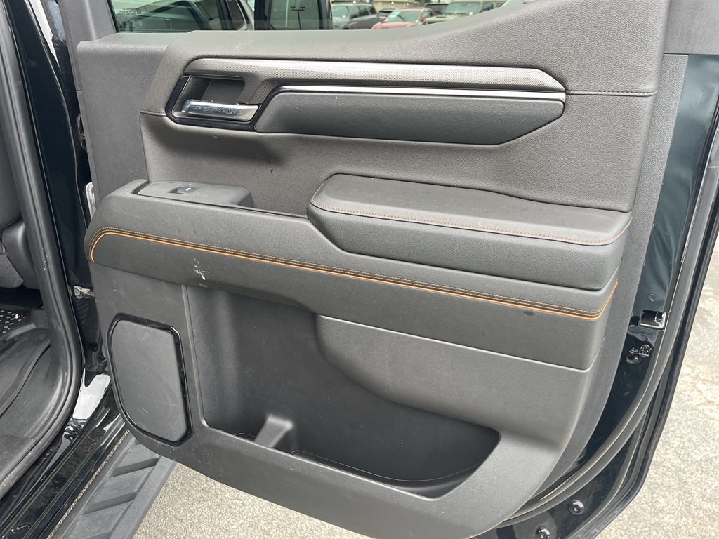 2024 GMC Sierra 1500 4WD Crew Cab Short Box AT4