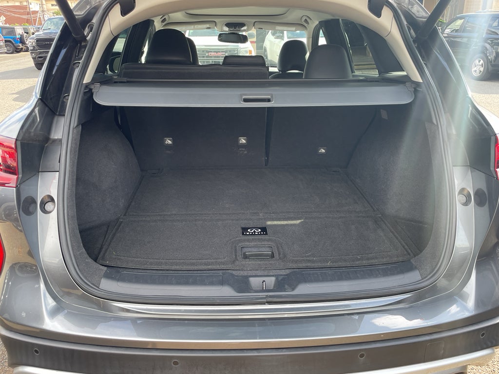 2022 INFINITI QX50 LUXE