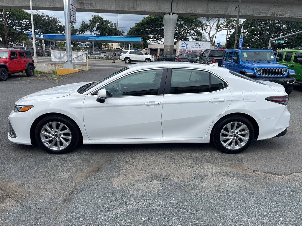 2024 Toyota Camry LE
