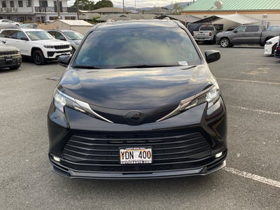 2025 Toyota Sienna XLE