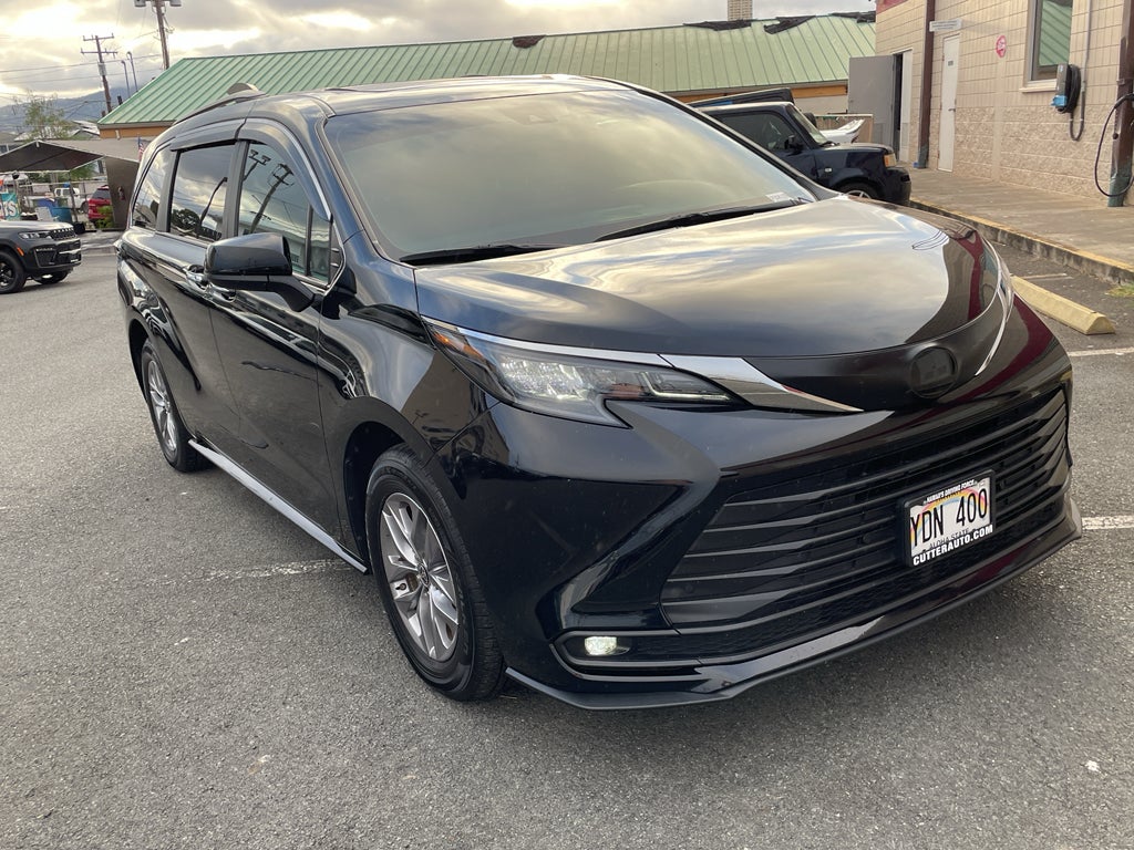 2025 Toyota Sienna XLE