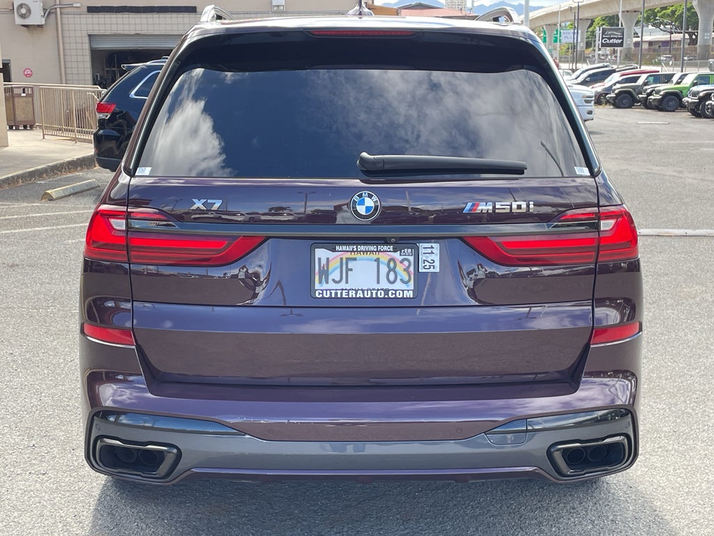2022 BMW X7 M50i