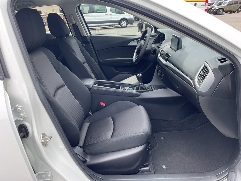 2017 Mazda Mazda3 Hatchback Sport