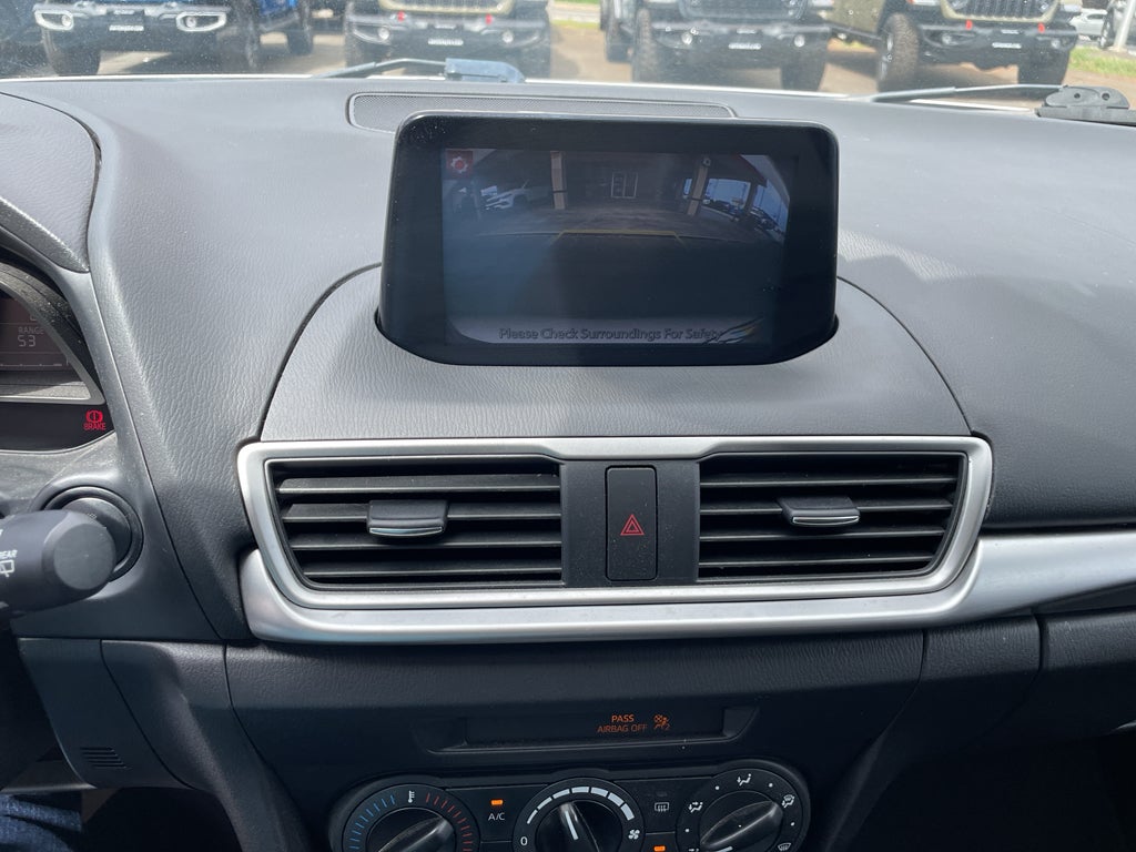 2017 Mazda Mazda3 Hatchback Sport