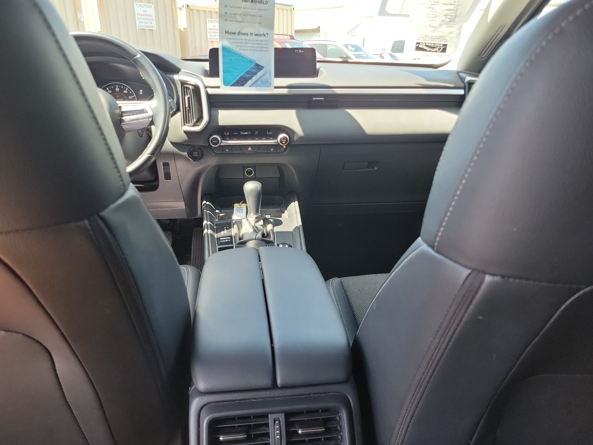2025 Mazda Mazda CX-50 2.5 S Preferred Package