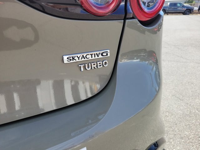 2024 Mazda Mazda3 2.5 Carbon Turbo