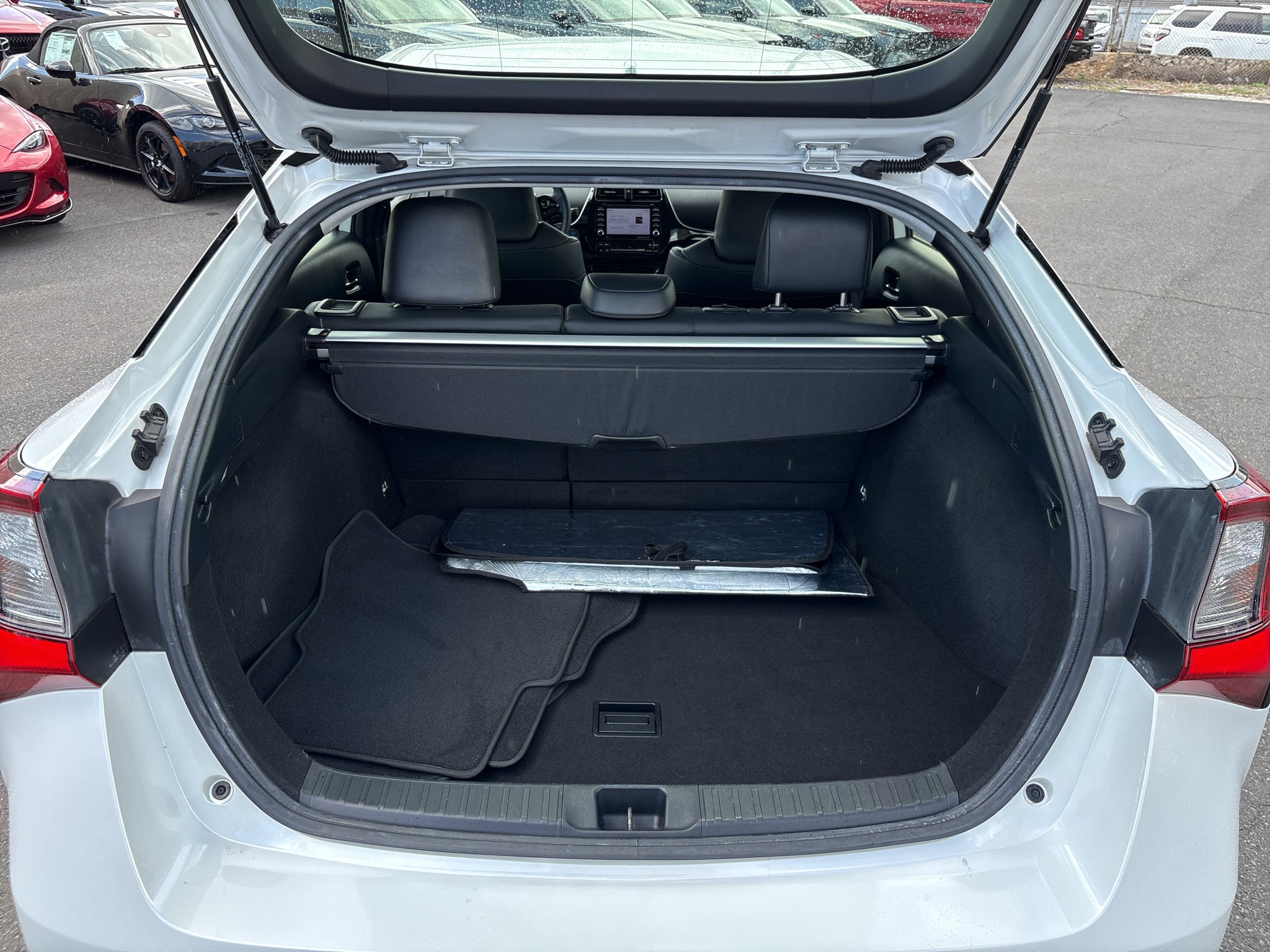 2021 Toyota Prius XLE