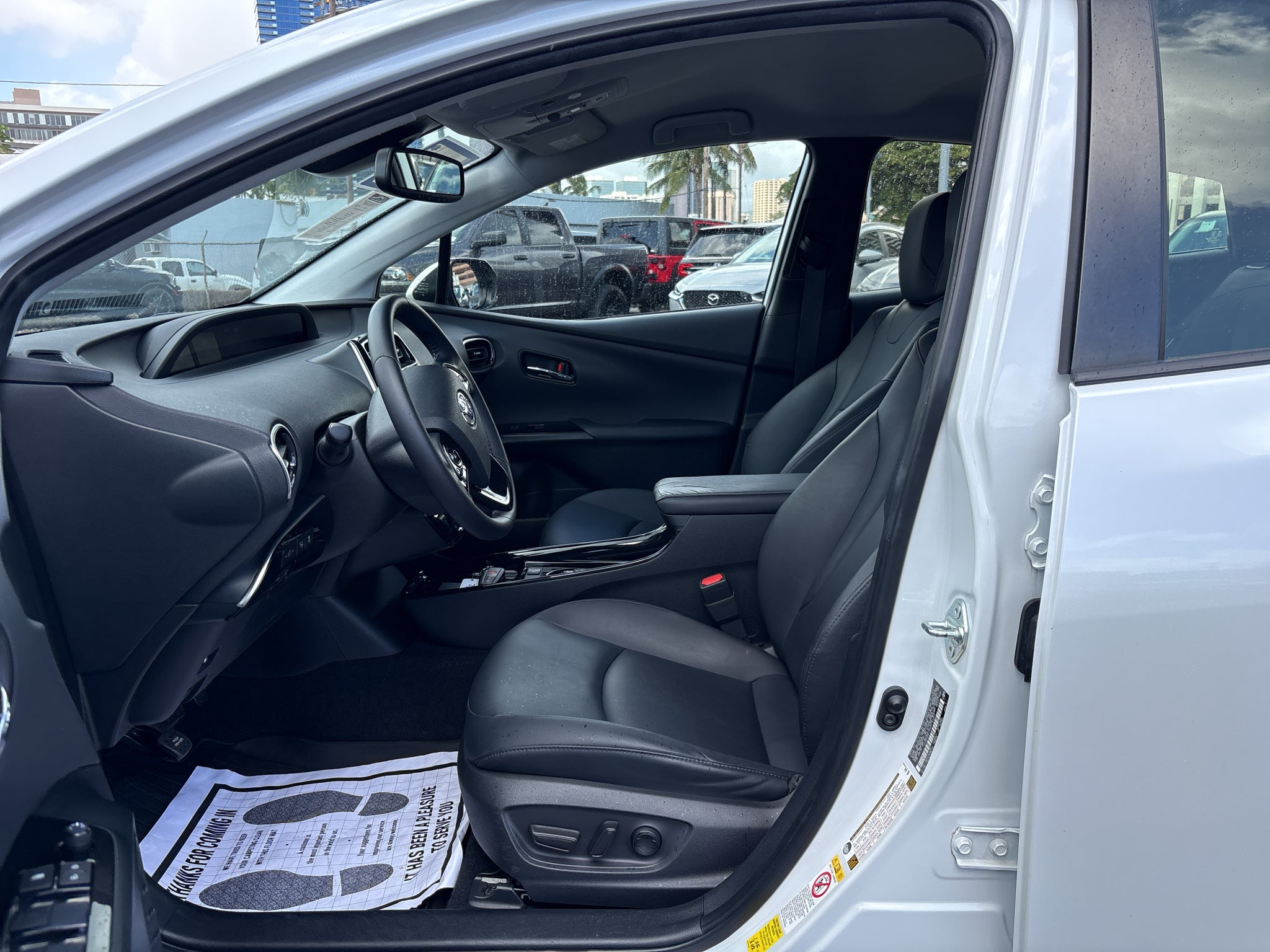 2021 Toyota Prius XLE